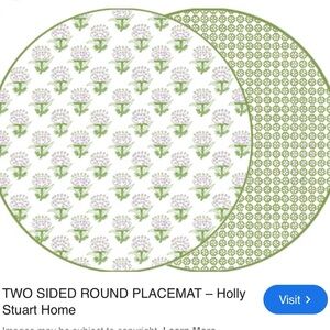 5- HOLLY STUART HOME ROUND DOUBLE SIDED PLACEMATS